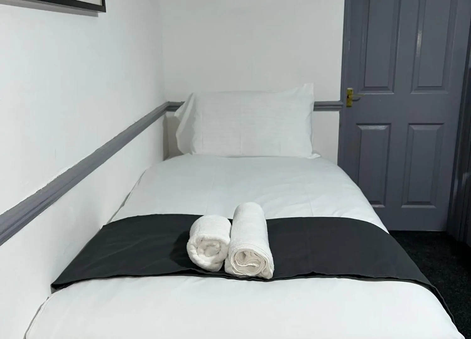 Oyo Greenway Stays Uxbridge Hotel