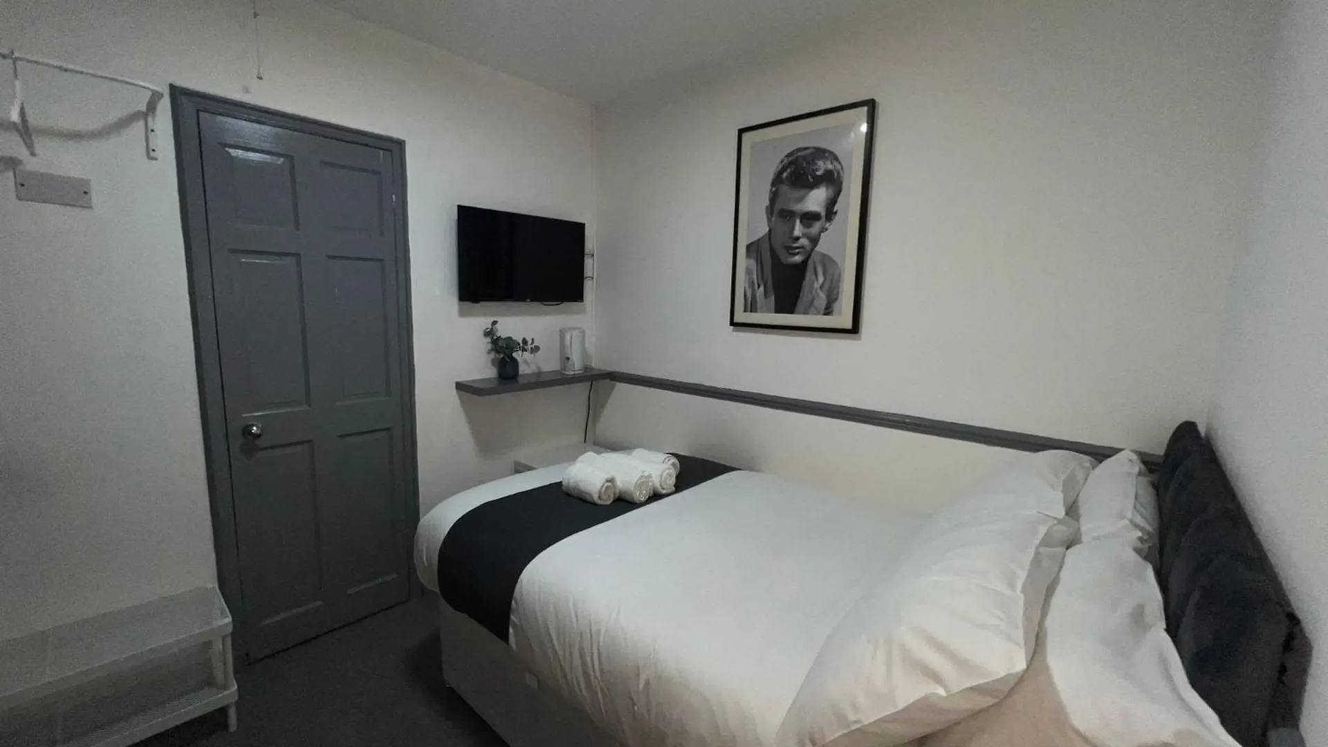 *** Hotel Oyo Greenway Stays Uxbridge United Kingdom